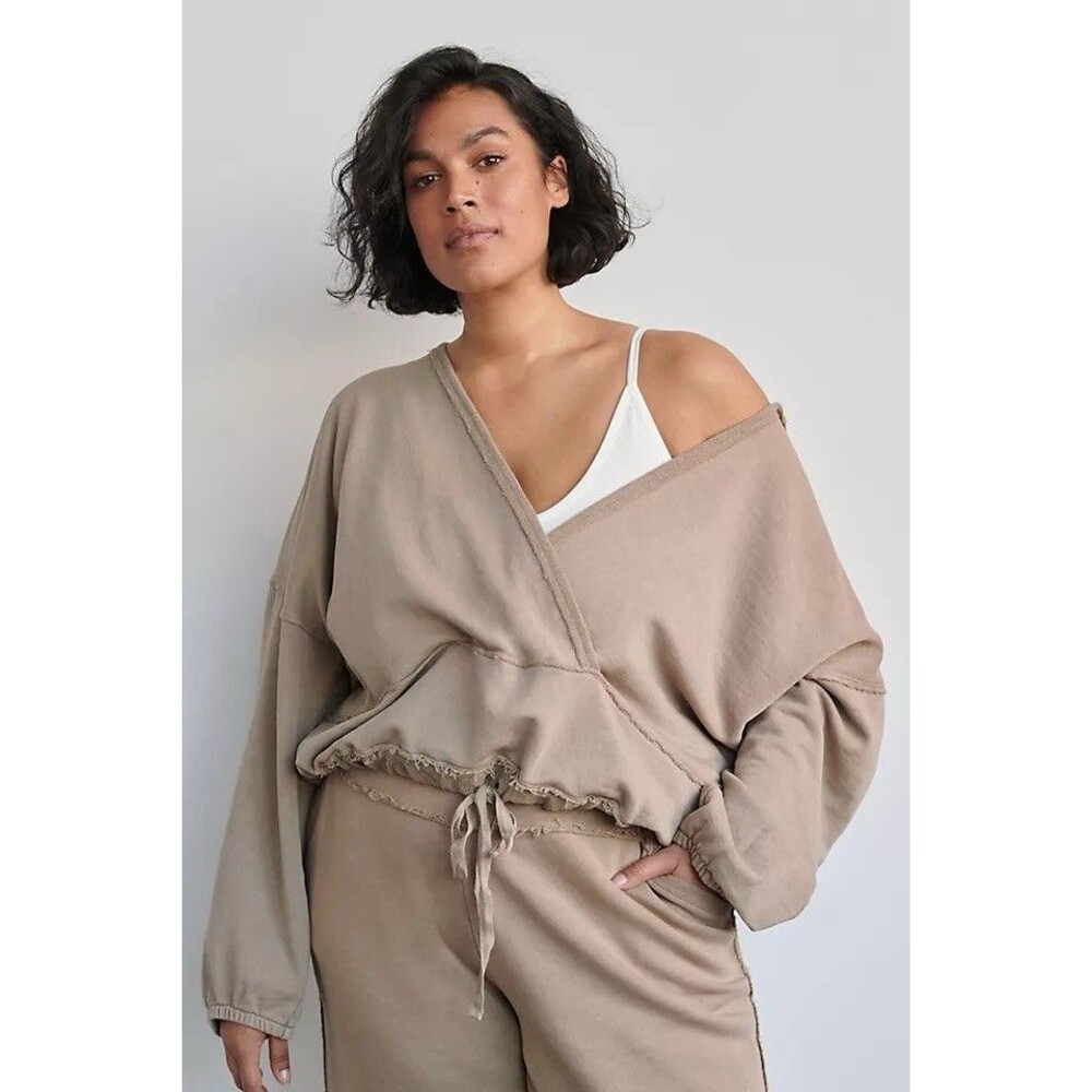 Saturday Sunday Anthropologie Sharon Hoodie M Taupe Tan Cozy Lounge Neutral